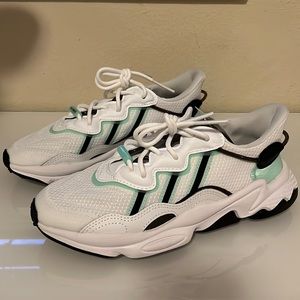 Adidas Originals Ozweego `I Love Dance’ Womans Size 6.5  White\Teal Grn FZ3779